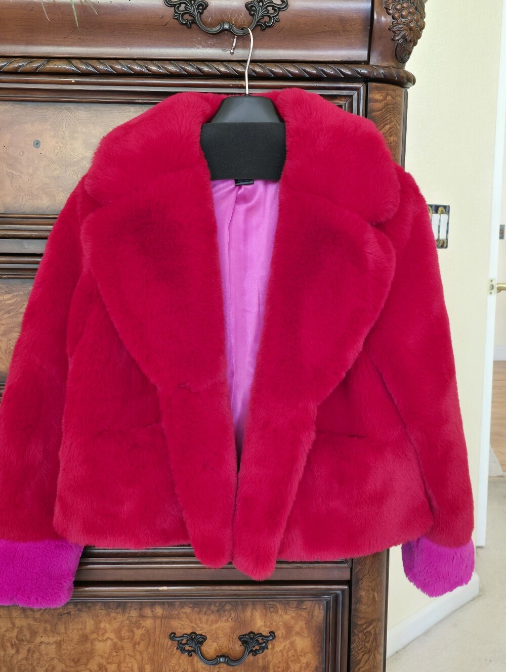 Levival Luxurious Super Soft Faux Fur Red and Pink Jacket S/M